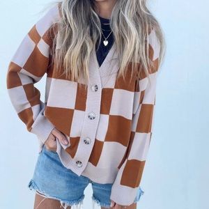 Ascot & Hart Rhiannon checkered cardigan
